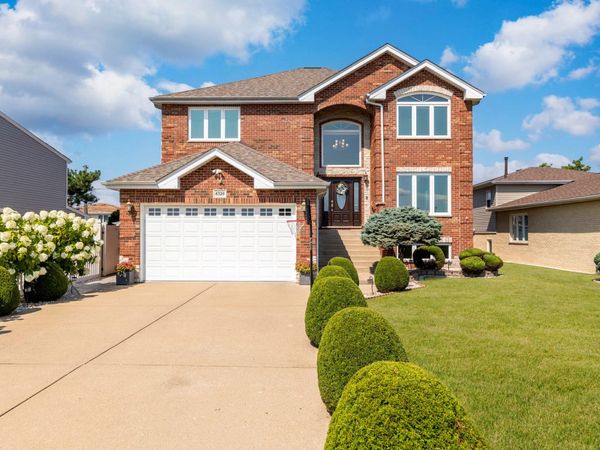 8320 S 79th Avenue , Justice, IL 60458