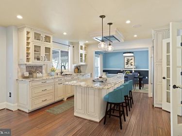 10865 MONTICELLO COURT, GREAT FALLS, VA 22066