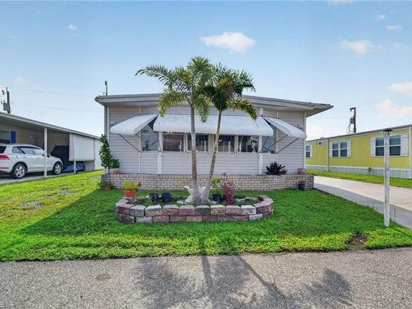 14716 Nantucket RD , Unit 411, NORTH FORT MYERS, FL 33917