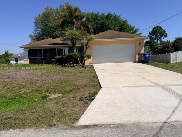 507 Peerless Cir , Unit -, Lehigh Acres, FL 33974