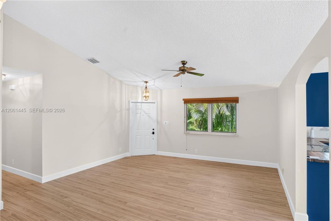 1419 Banyan Cir, Pompano Beach, FL 33069 Photo