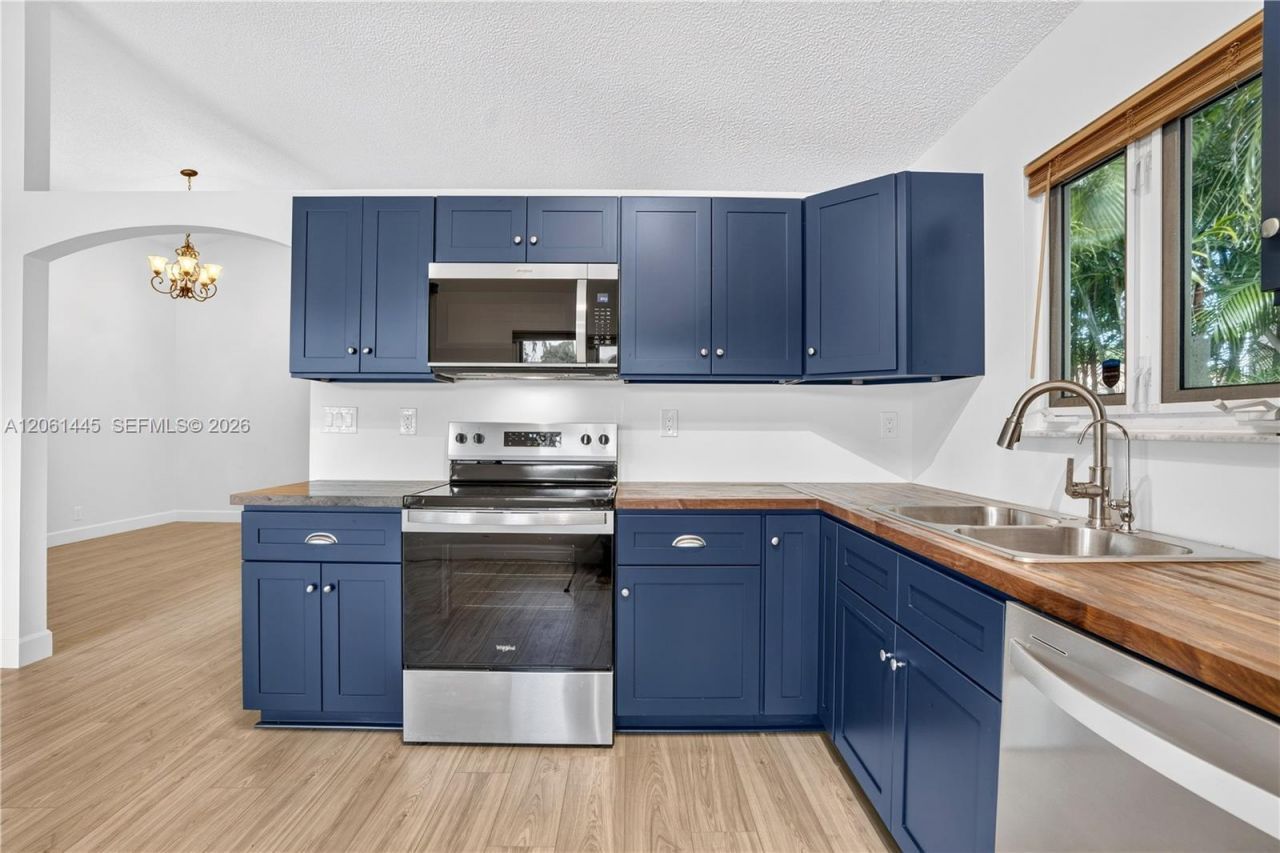 1419 Banyan Cir, Pompano Beach, FL 33069 Photo