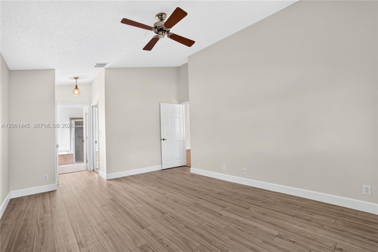 1419 Banyan Cir, Pompano Beach, FL 33069 Photo