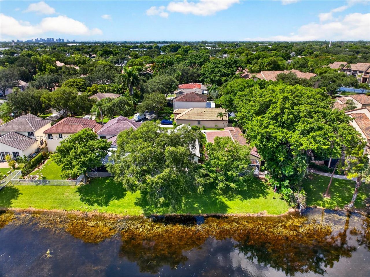 1419 Banyan Cir, Pompano Beach, FL 33069 Photo