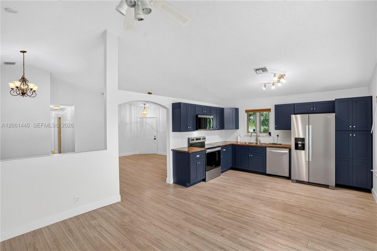 1419 Banyan Cir, Pompano Beach, FL 33069 Photo