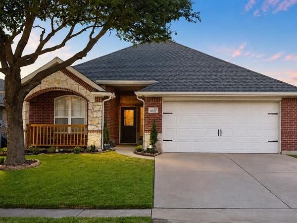 12145 Long Stone Drive , Burleson, TX 76028