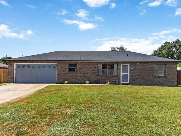 4410 Piedras Street , Cocoa, FL 32927