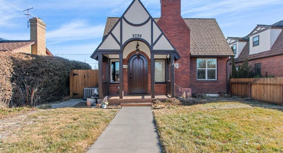 1122 S Arlington Avenue, Reno, NV 89509 Photo
