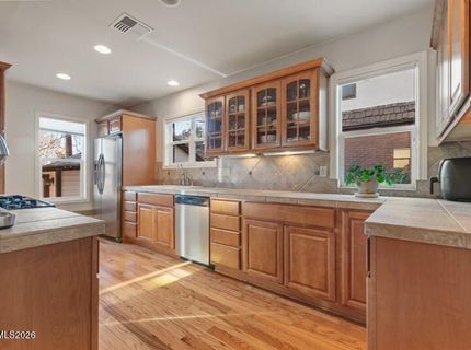 1122 S Arlington Avenue, Reno, NV 89509 Photo