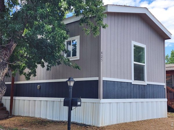 425 Barnard Ct, Longmont, CO 80501