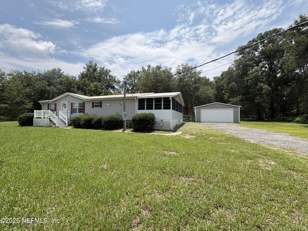 245 FOLKLORE Drive, Satsuma, FL 32189