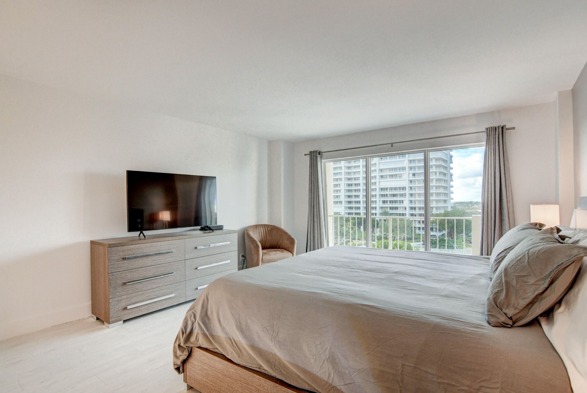 4301 N Ocean Boulevard, Unit 507, Boca Raton, FL 33431 Photo