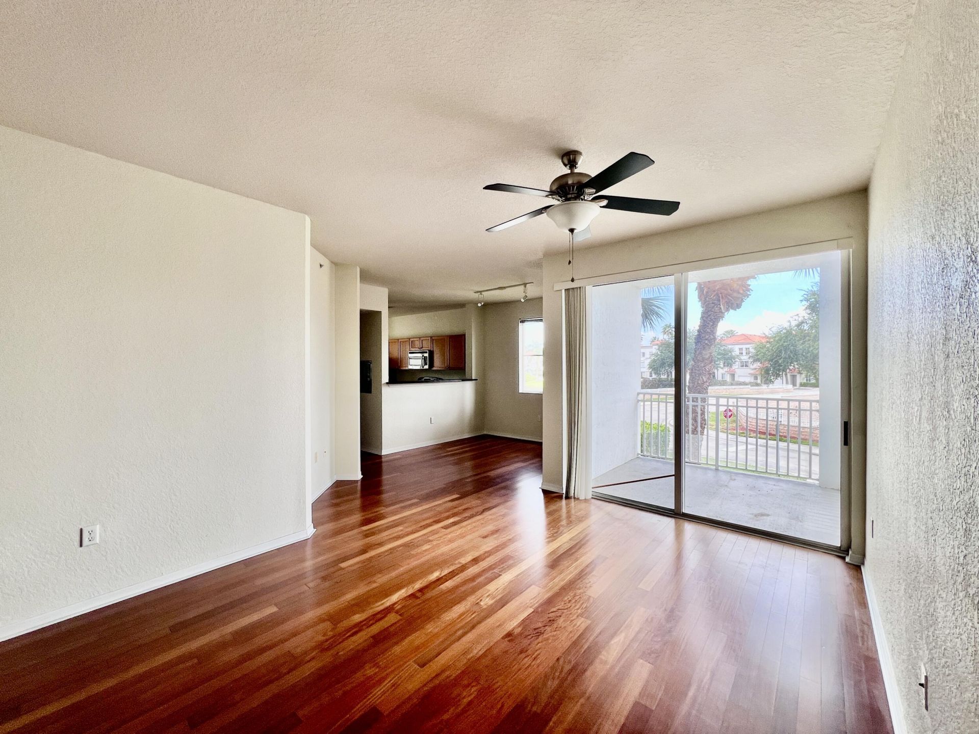 11037 Legacy Boulevard, Unit 204, Palm Beach Gardens, FL 33410 Photo
