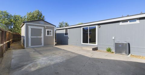 130 Lofty View Drive, Sun Valley, NV 89433 Photo