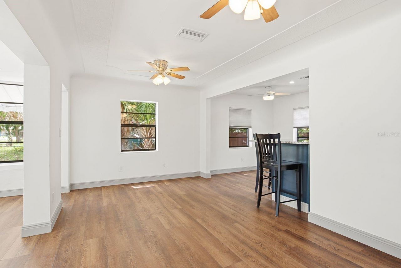 517 41st Avenue S, Saint Petersburg, FL 33705 Photo