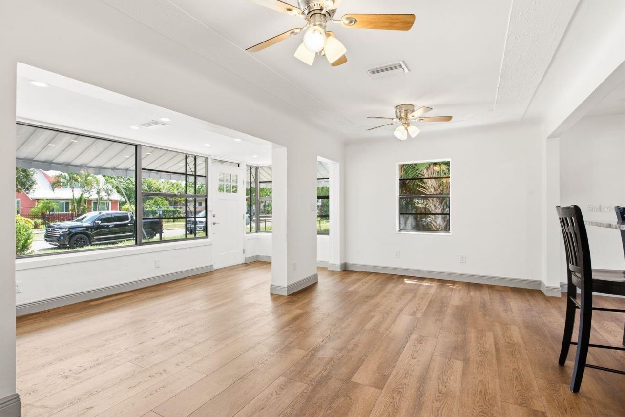 517 41st Avenue S, Saint Petersburg, FL 33705 Photo
