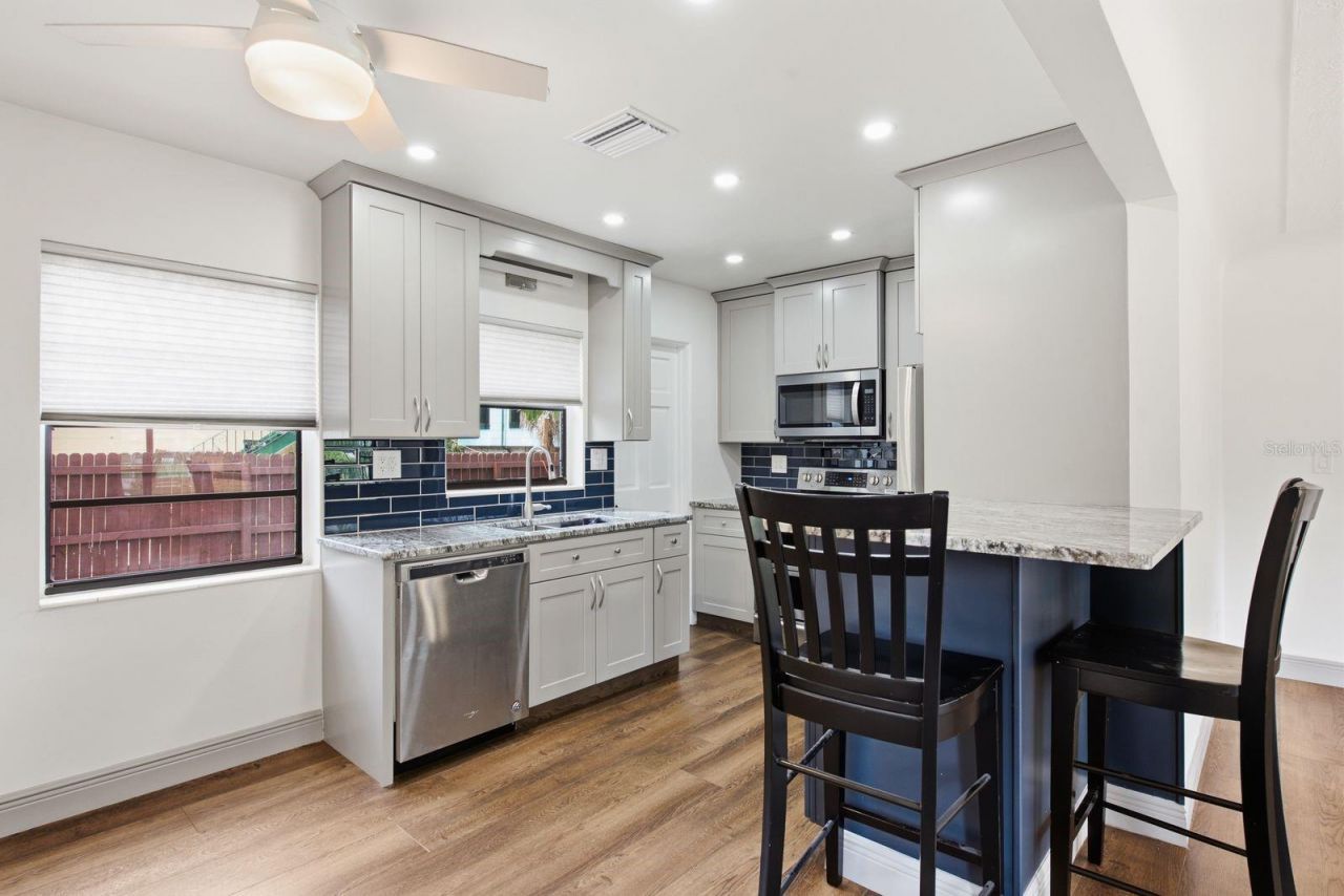 517 41st Avenue S, Saint Petersburg, FL 33705 Photo
