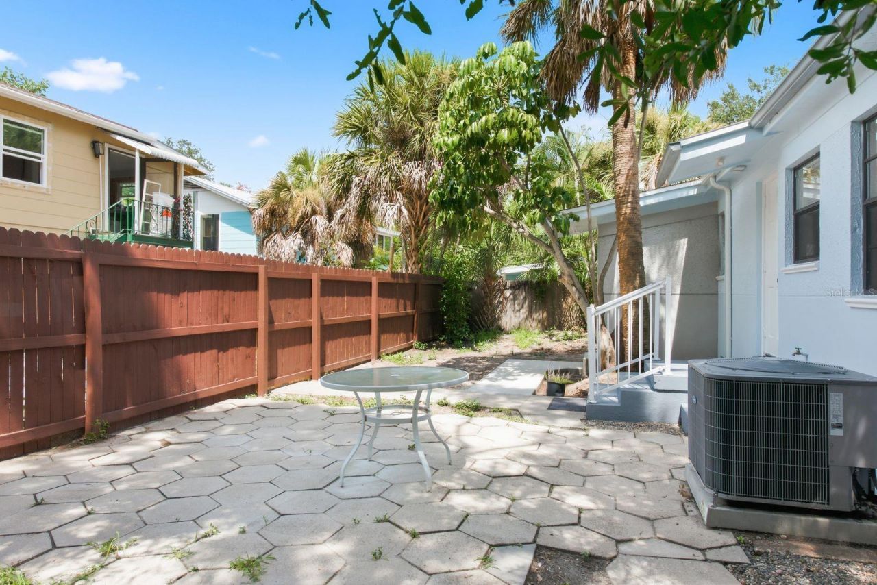 517 41st Avenue S, Saint Petersburg, FL 33705 Photo