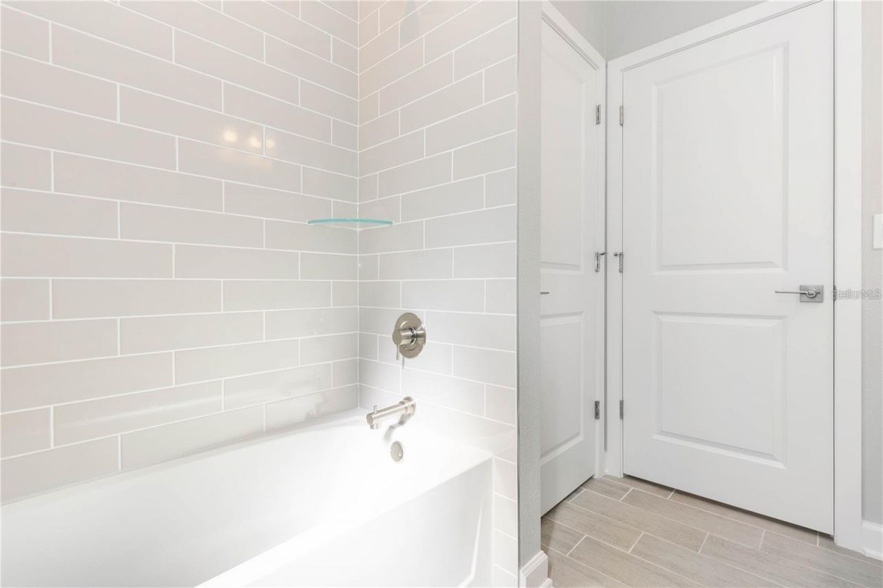 1011 Kismet Parkway W, Cape Coral, FL 33993 Photo