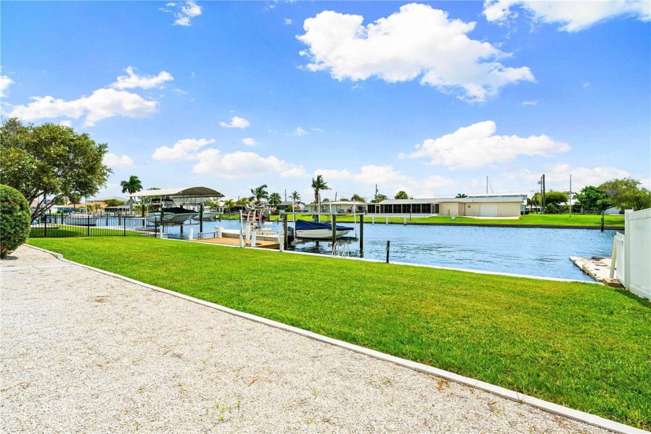 5004 Arlington Road, Palmetto, FL 34221 Photo