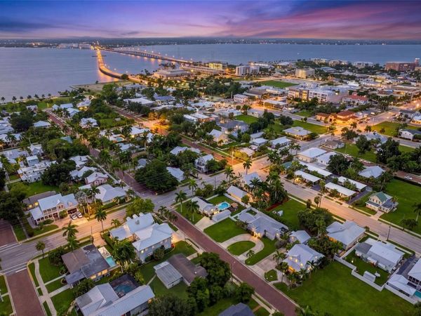 315 DURRANCE STREET , PUNTA GORDA, FL 33950