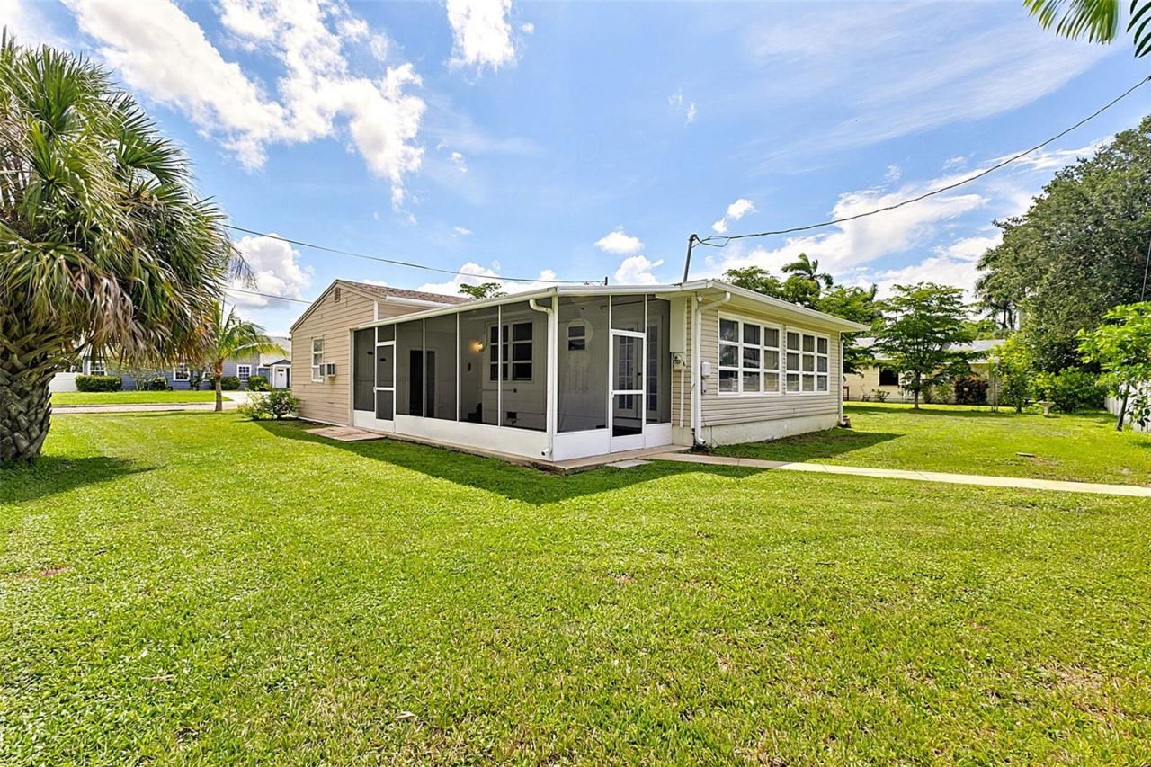 315 Durrance Street, Punta Gorda, FL 33950 Photo