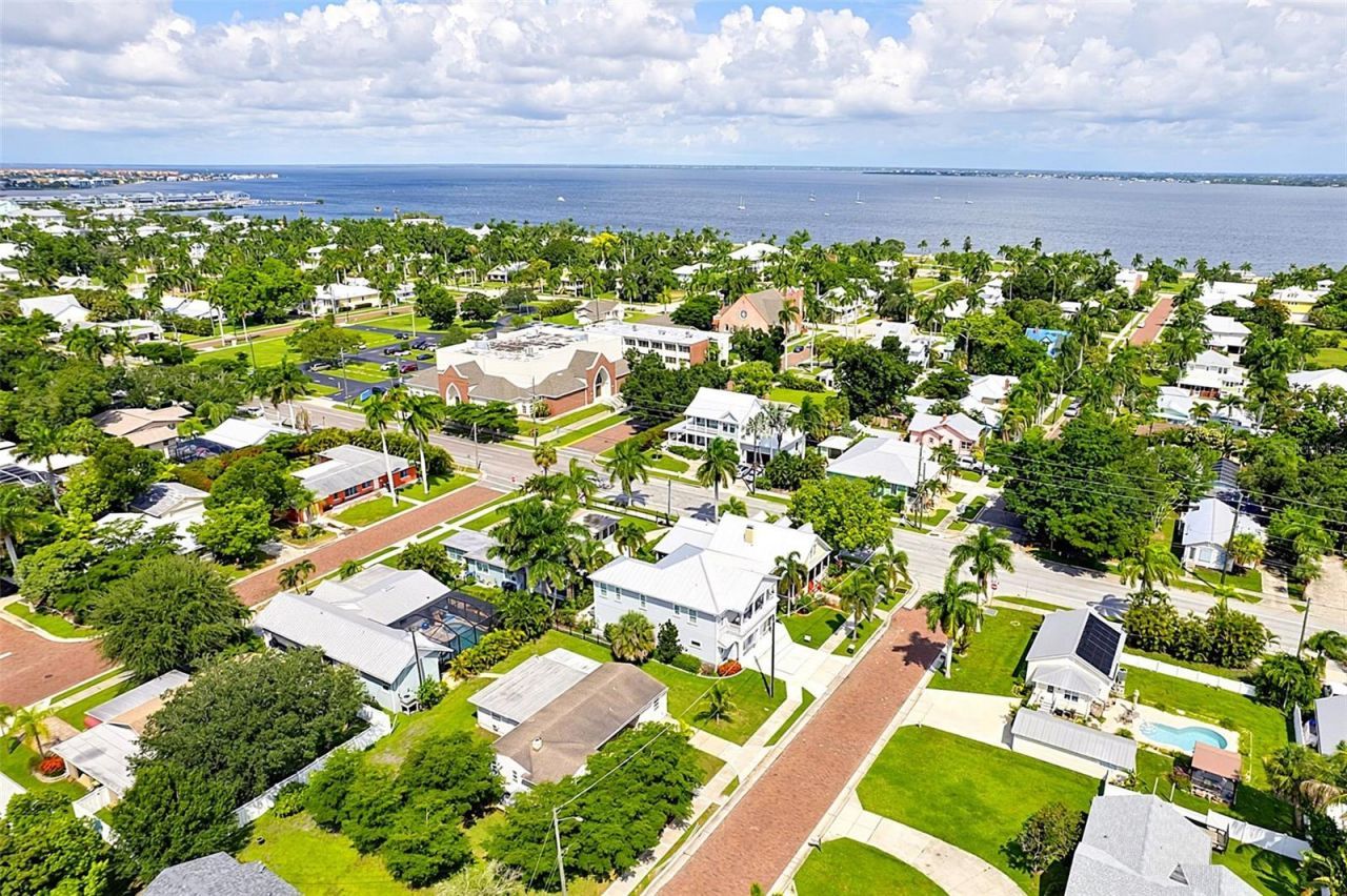 315 Durrance Street, Punta Gorda, FL 33950 Photo