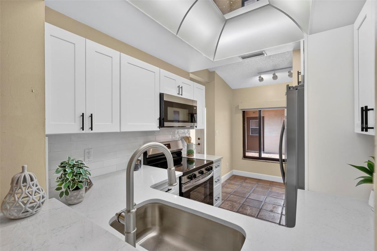 14922 Feather Cove Road, Clearwater, FL 33762 Photo