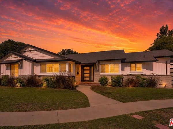 9449 Forbes Avenue, Los Angeles, CA 91343