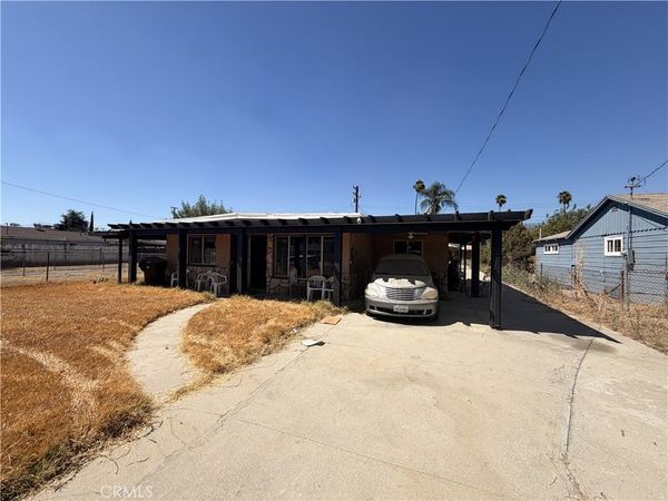 25814 7th St, San Bernardino, CA 92410