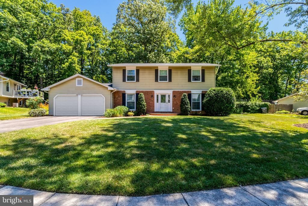 6903 Rochambeau Place, Springfield, VA 22153 Main Photo