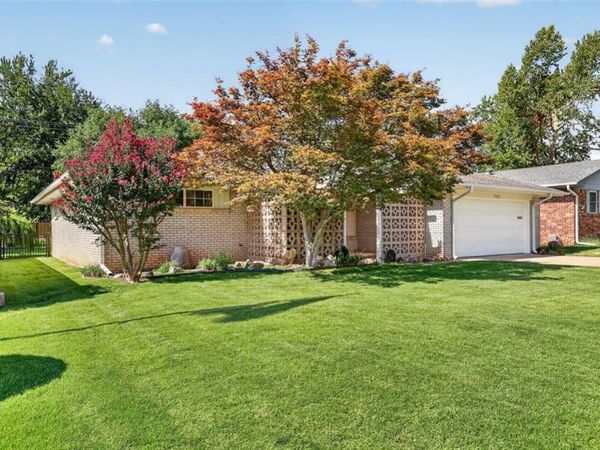 1712 Westbrooke Terrace, Norman, OK 73072