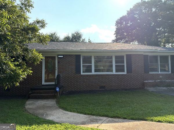 260 Ellen Street, Hartwell, GA 30643