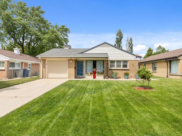 5622 W Montana STREET, Milwaukee, WI 53219