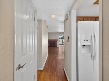 208 Wales Dr, Folsom, CA 95630 Photo