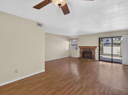208 Wales Dr, Folsom, CA 95630 Photo