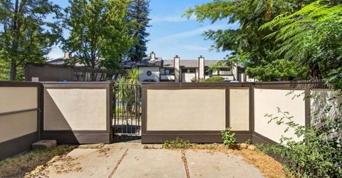 208 Wales Dr, Folsom, CA 95630 Photo