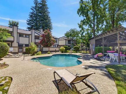 208 Wales Dr, Folsom, CA 95630 Photo