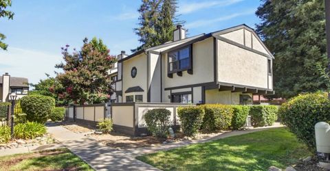 208 Wales Dr, Folsom, CA 95630 Photo
