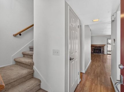 208 Wales Dr, Folsom, CA 95630 Photo