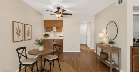 208 Wales Dr, Folsom, CA 95630 Photo