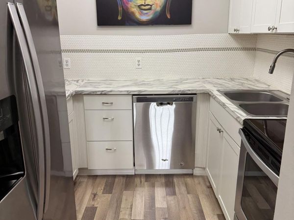 1409 LAKE Avenue, Unit 6, Lake Worth Beach, FL 33460