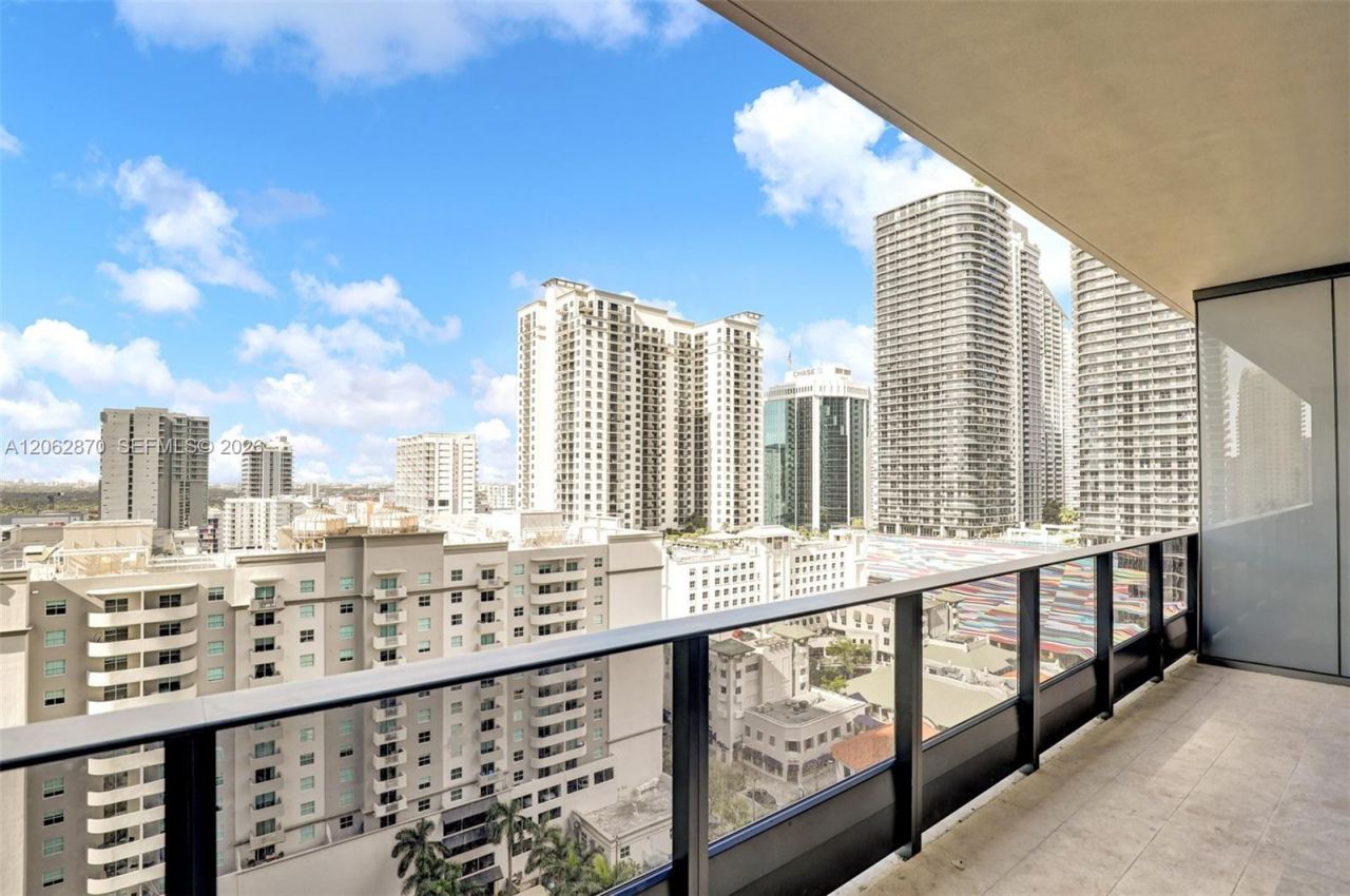 1000 Brickell Plaza , Unit 1904, Miami, FL 33131 Photo