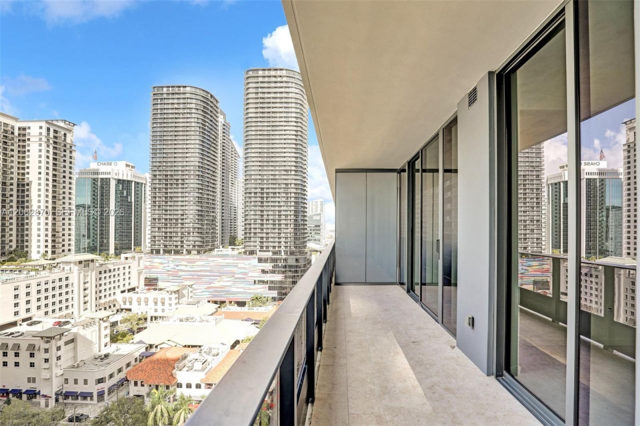 1000 Brickell Plaza , Unit 1904, Miami, FL 33131 Photo