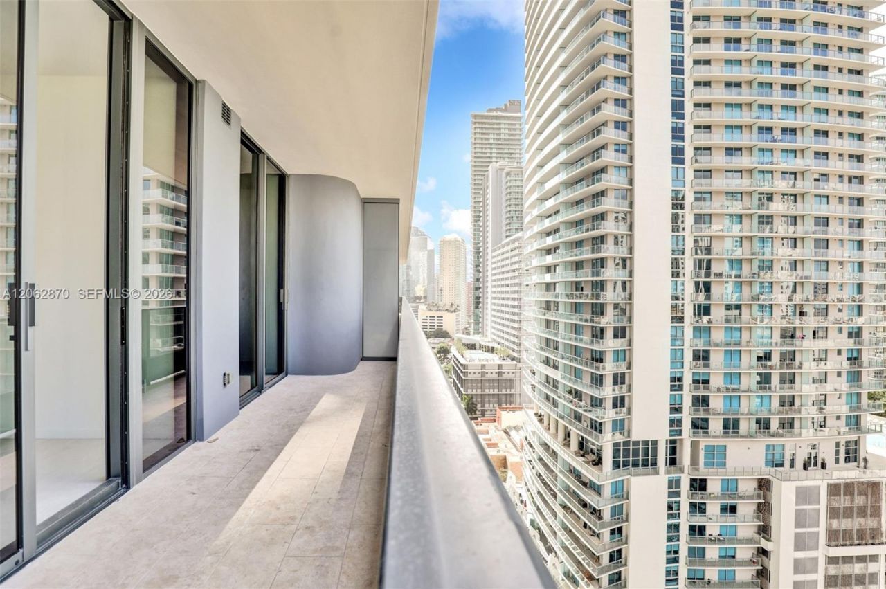 1000 Brickell Plaza , Unit 1904, Miami, FL 33131 Photo