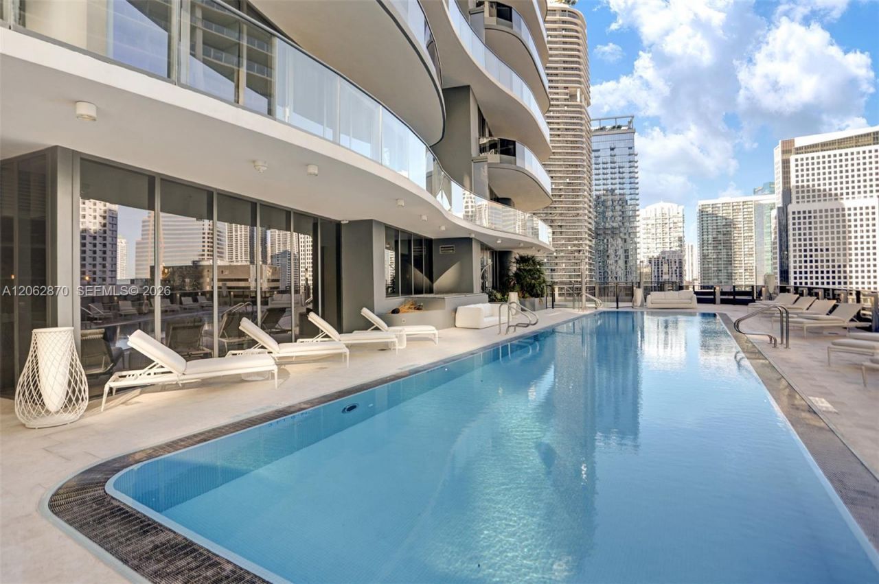 1000 Brickell Plaza , Unit 1904, Miami, FL 33131 Photo
