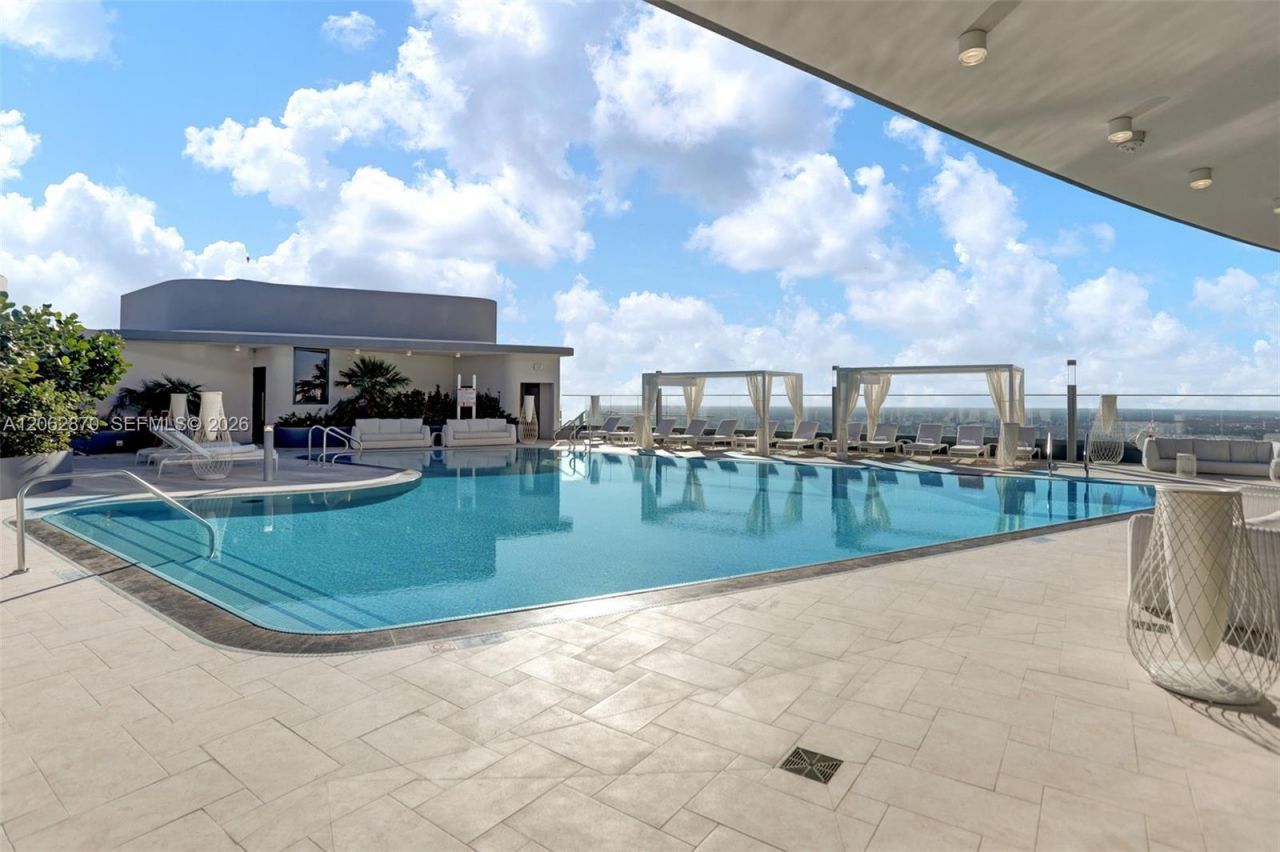1000 Brickell Plaza , Unit 1904, Miami, FL 33131 Photo