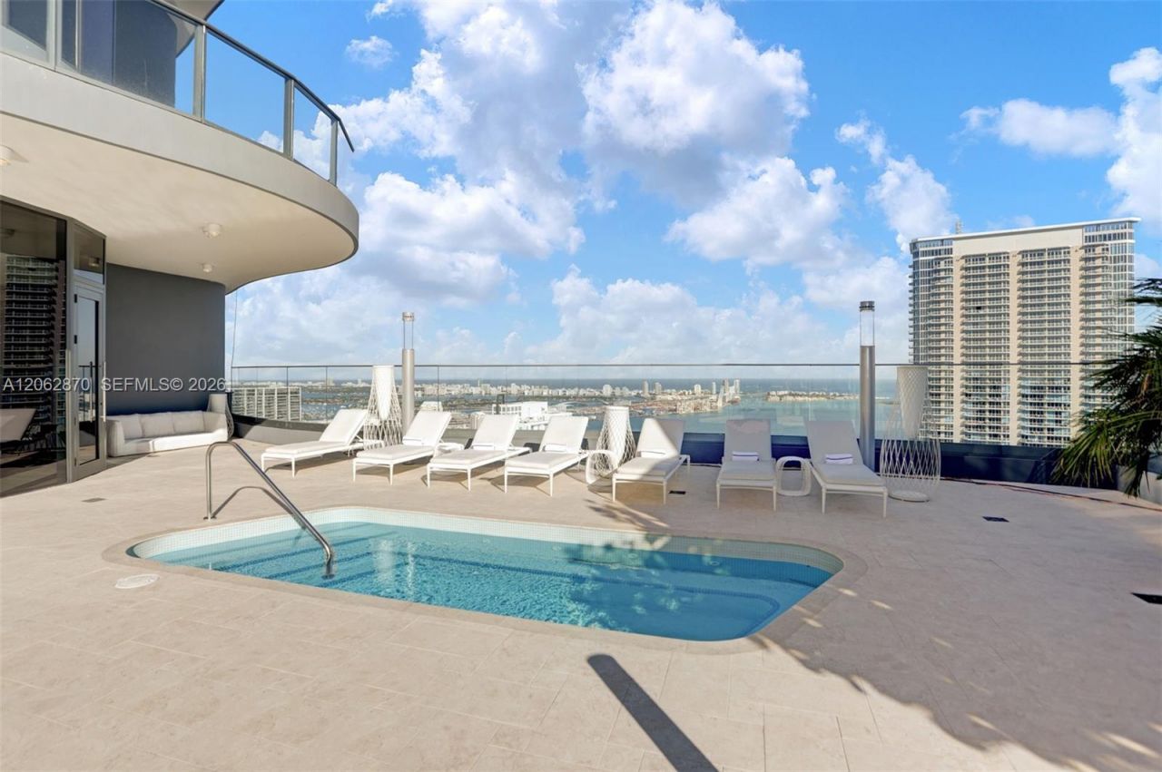 1000 Brickell Plaza , Unit 1904, Miami, FL 33131 Photo