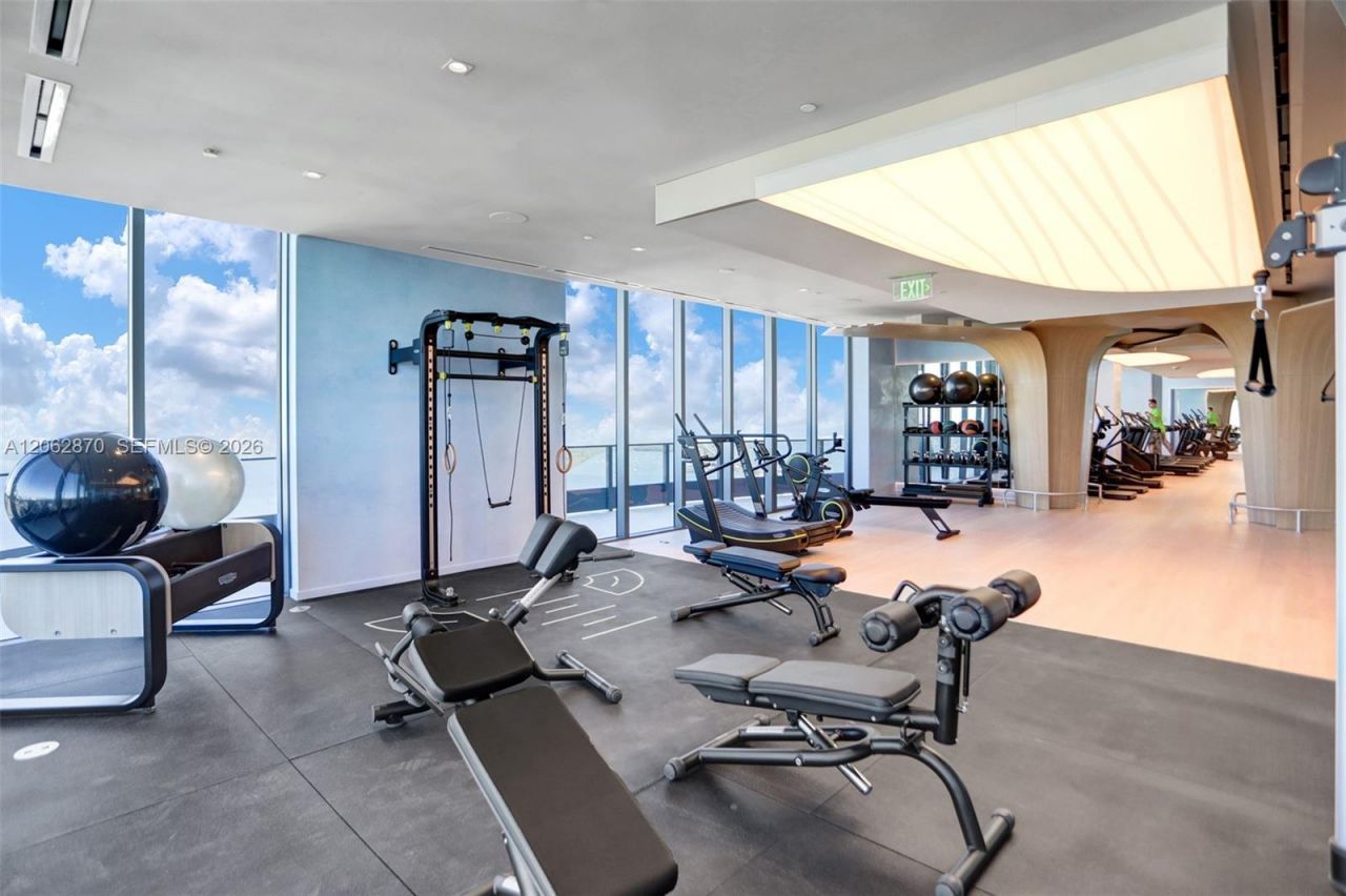 1000 Brickell Plaza , Unit 1904, Miami, FL 33131 Photo