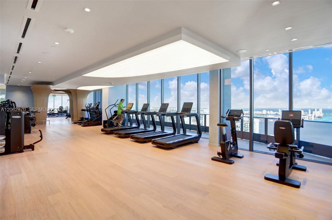 1000 Brickell Plaza , Unit 1904, Miami, FL 33131 Photo